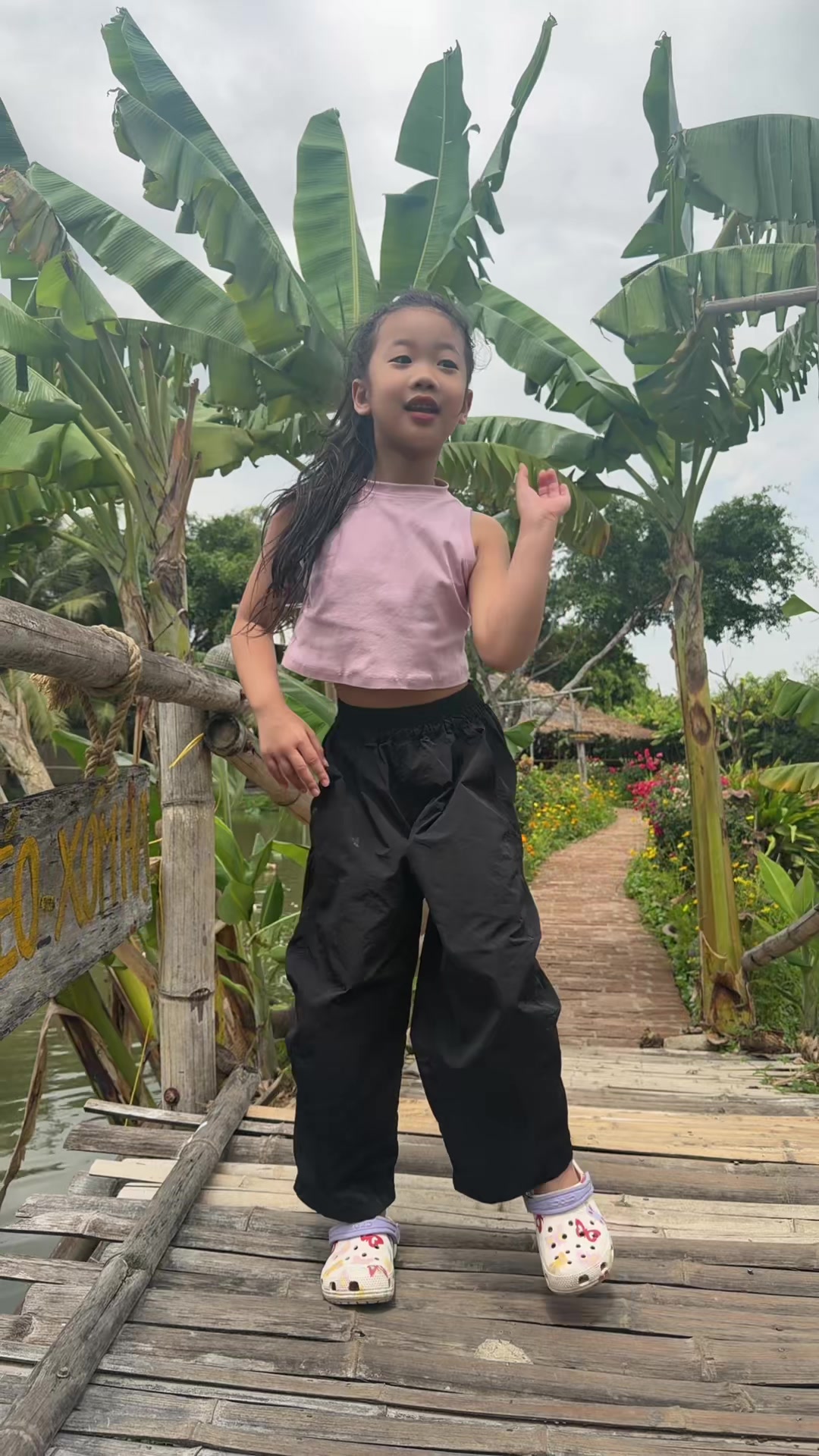 @ℍ𝕦𝕪𝕖̂̀𝕟 𝕋𝕣𝕒𝕟𝕘 😊