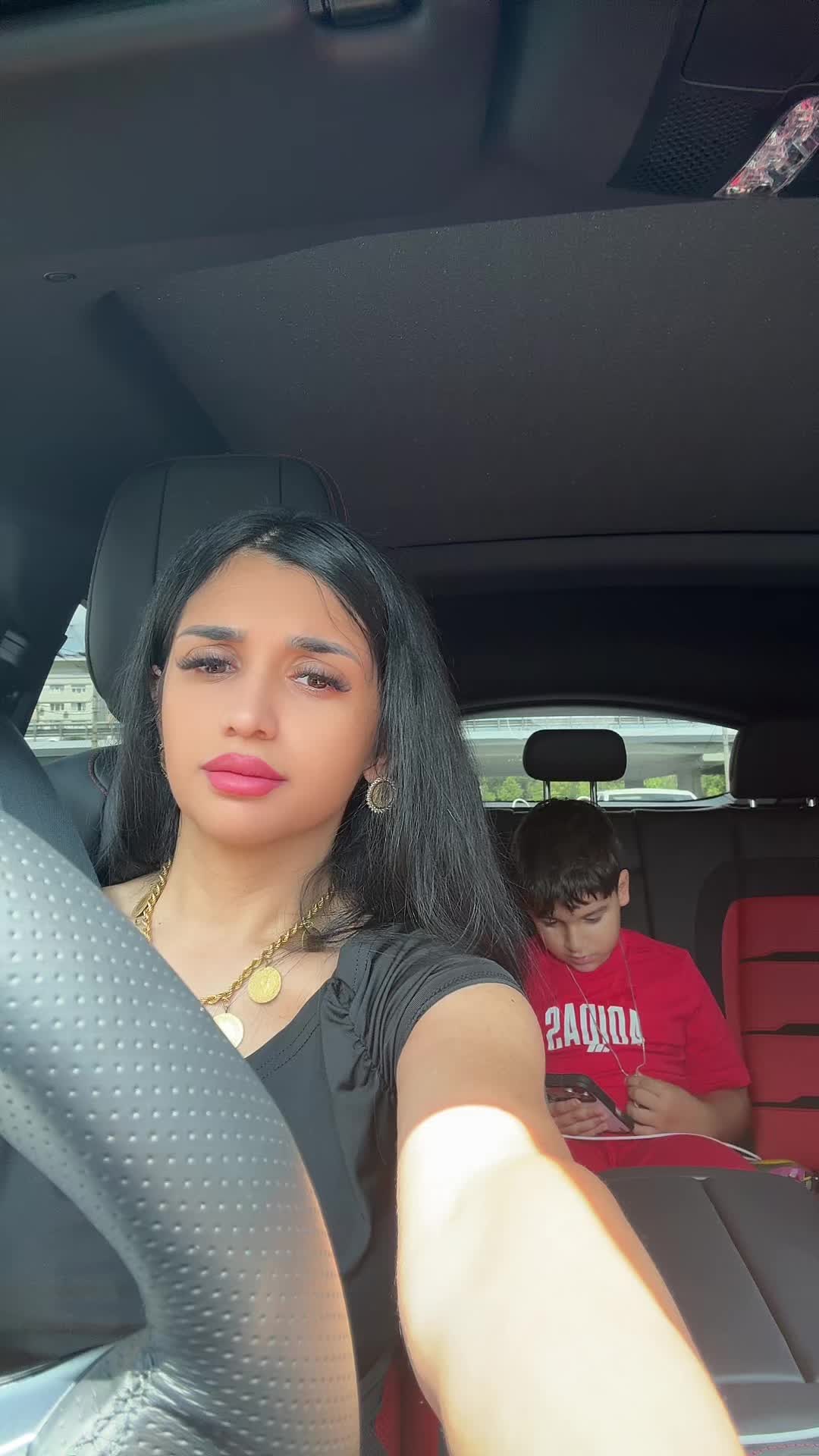 @Melek Minca