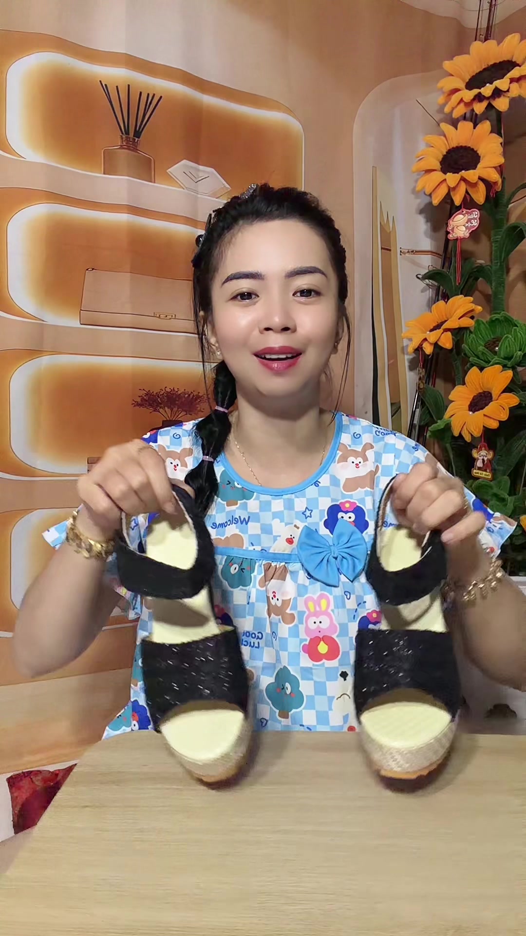 @Em Cẩm Nè