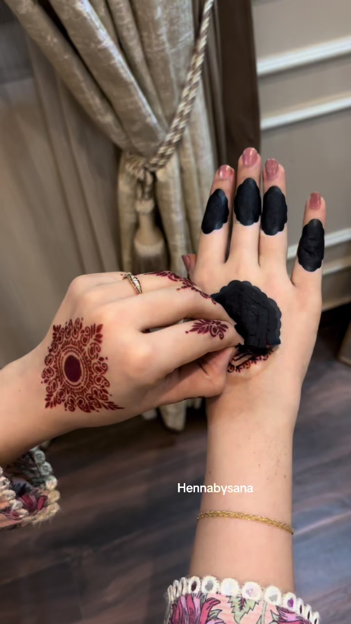 @henna by sana 809