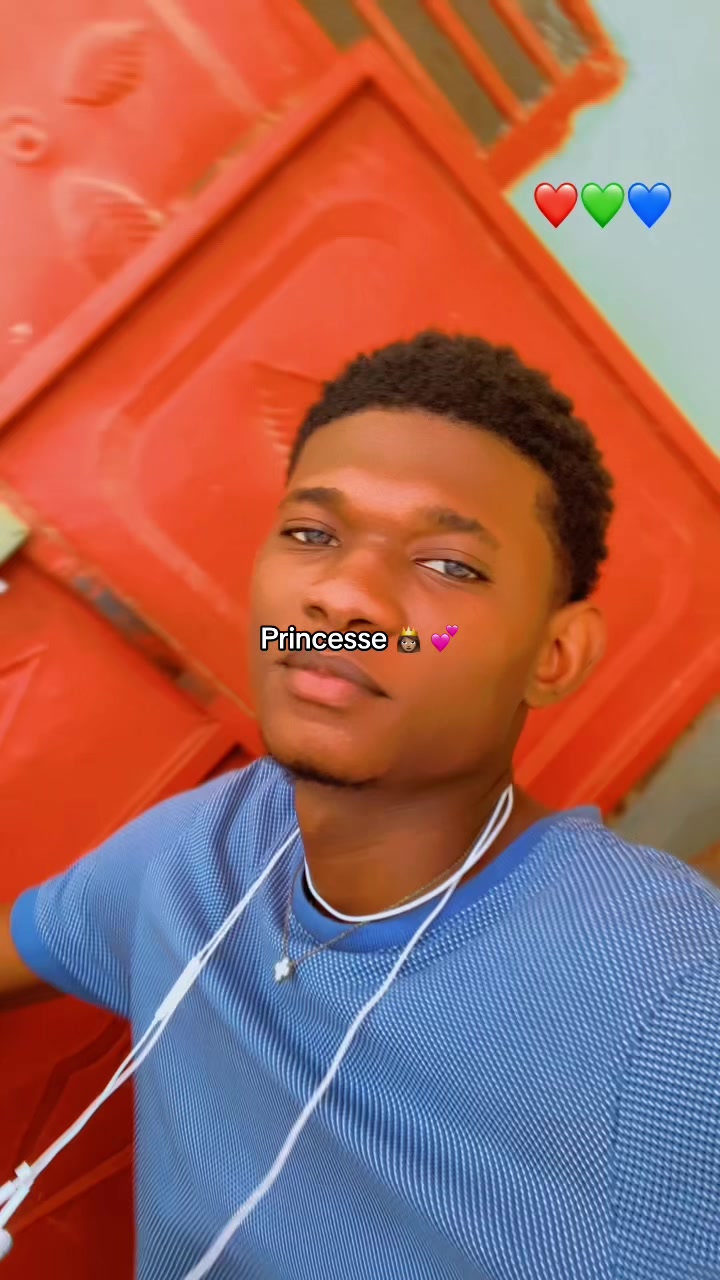 @.🕷️