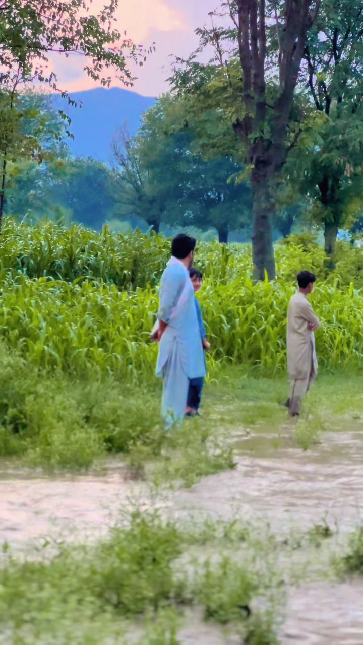 @B KHAN