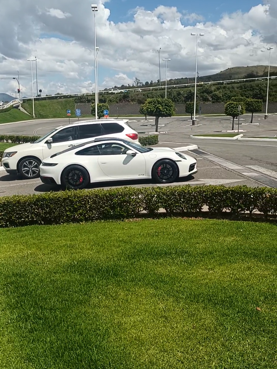 @Moca Motors