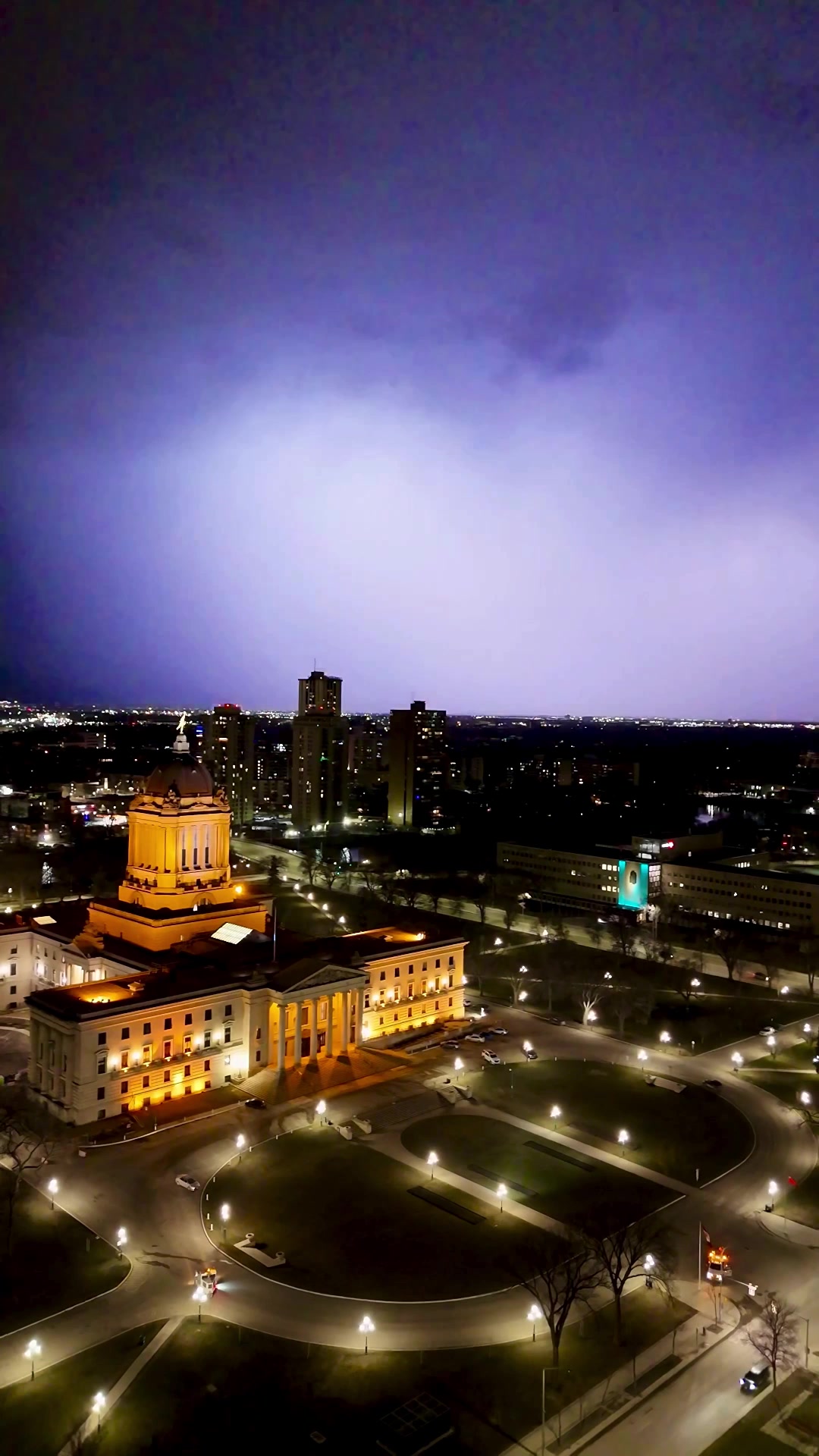 @| 🌃 Sky WPG |