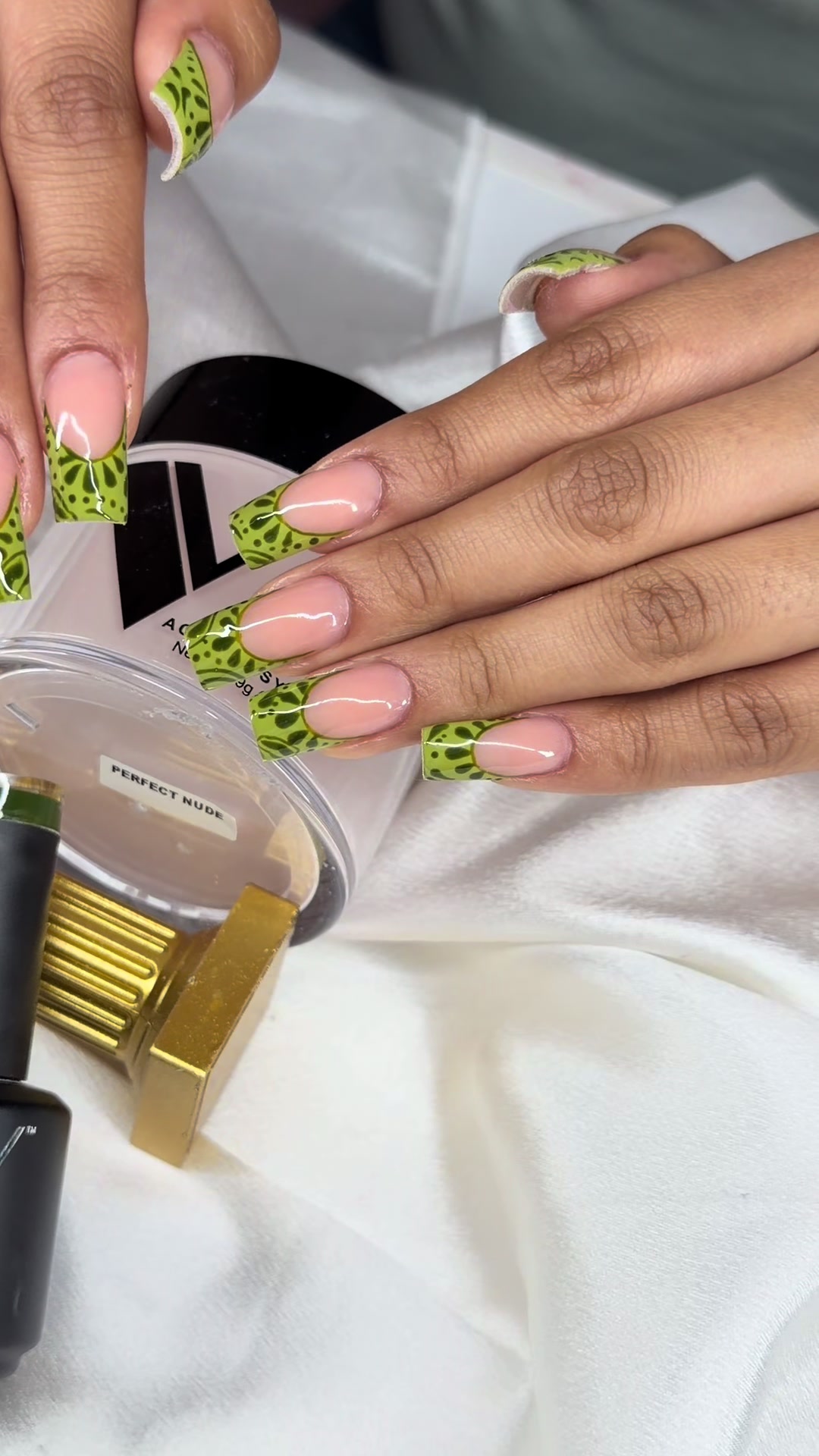 @Lupita Nail Artist
