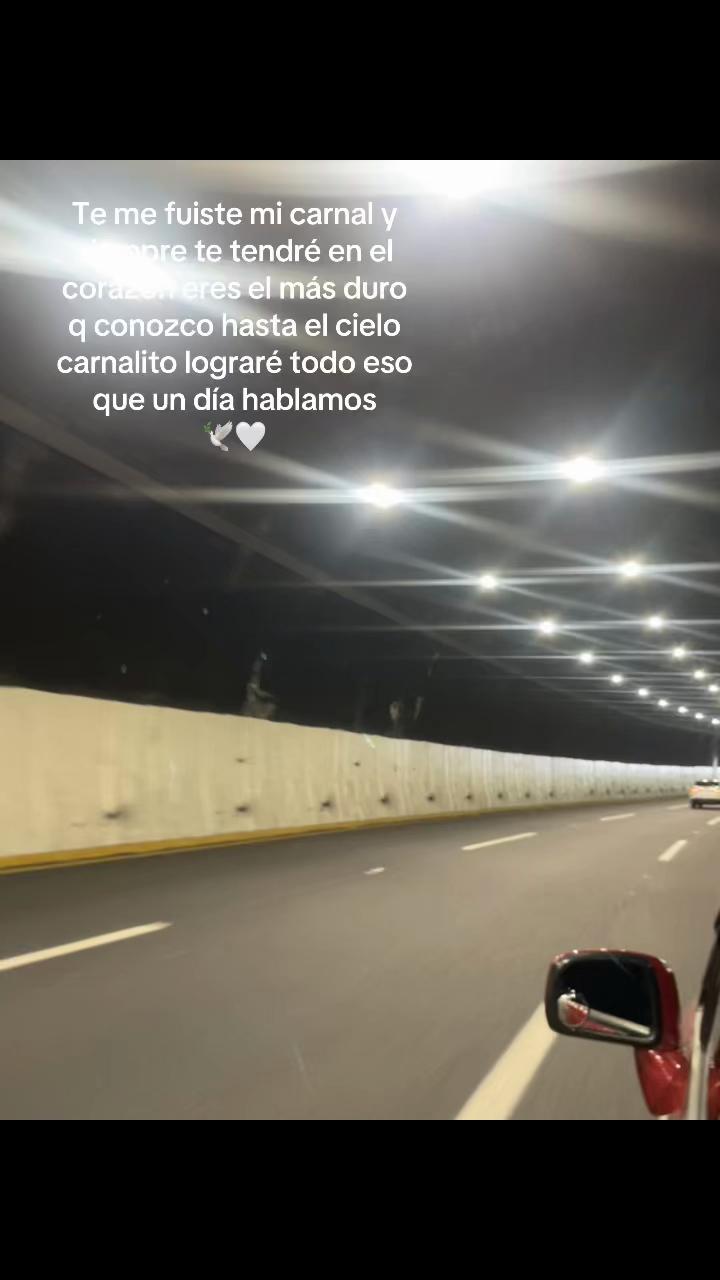 @👻