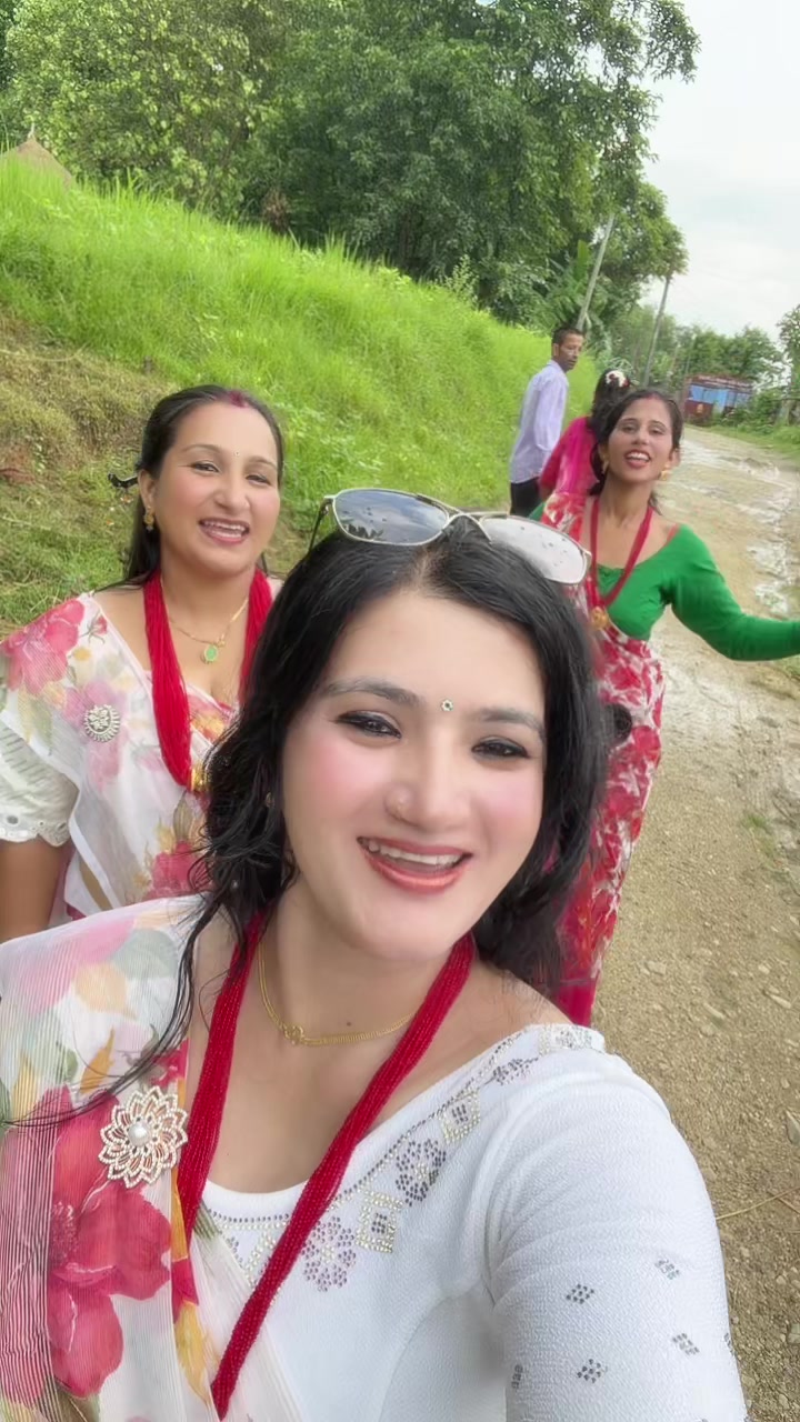 @anushka😘😘