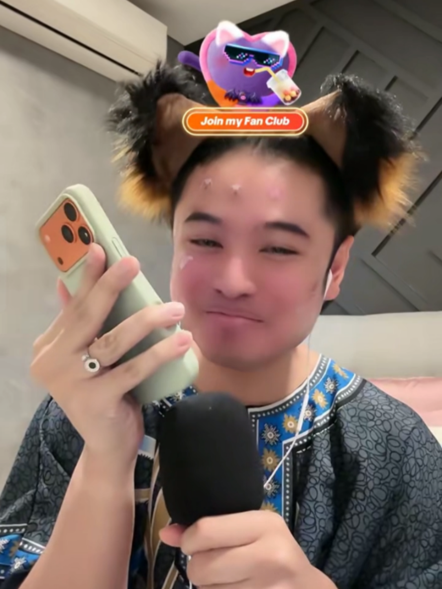 @CEO OF Delulurina  🦈🦛🕸️