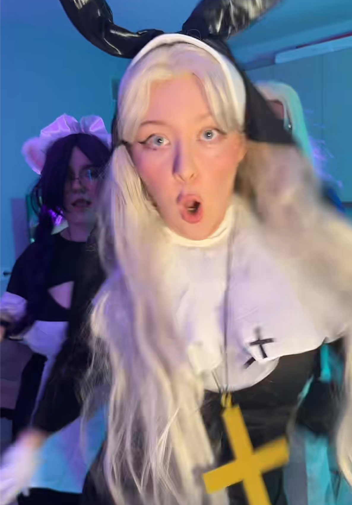 @Elybely