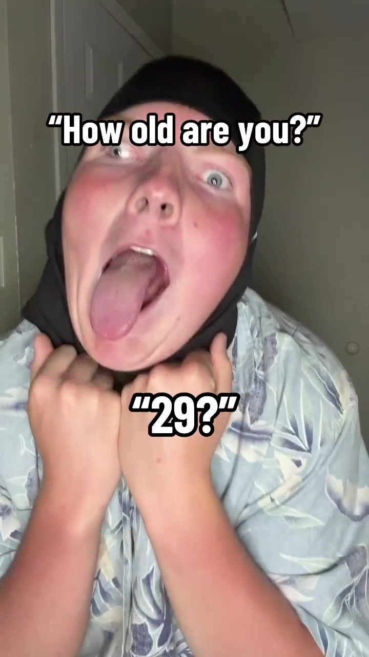 @FreakyAhCousin