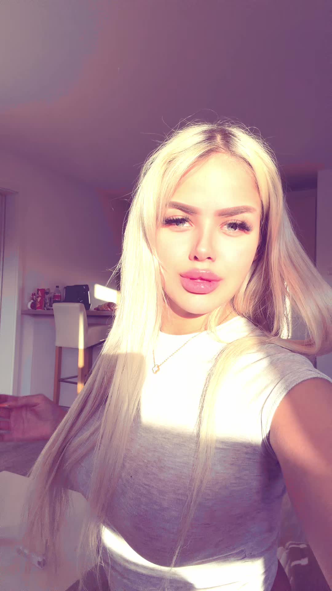 @Philine