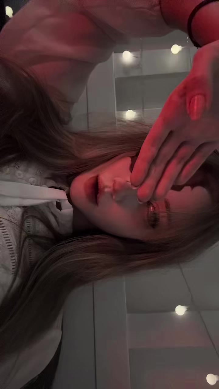 @murmureduclairdelune