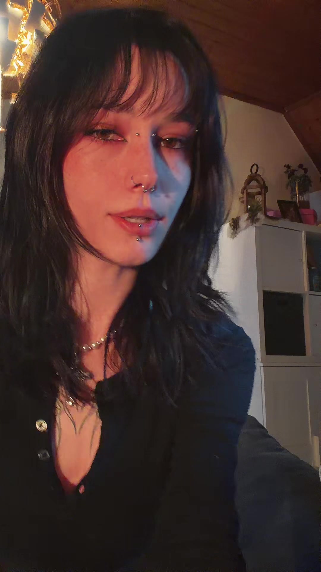 @strwberrii
