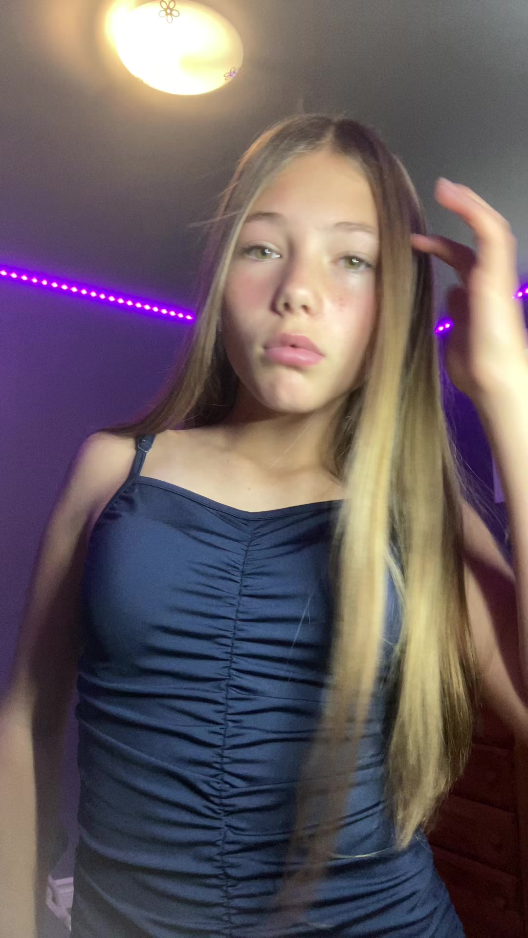 @L&eacute;na