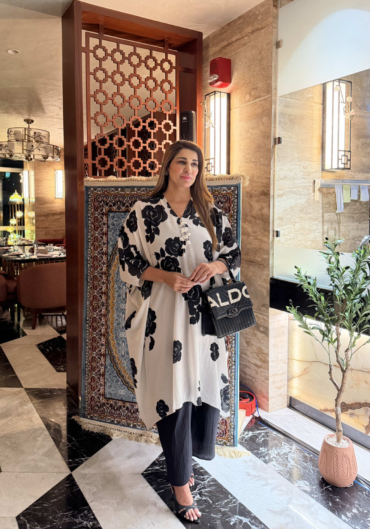 @Raheelakhanofficial