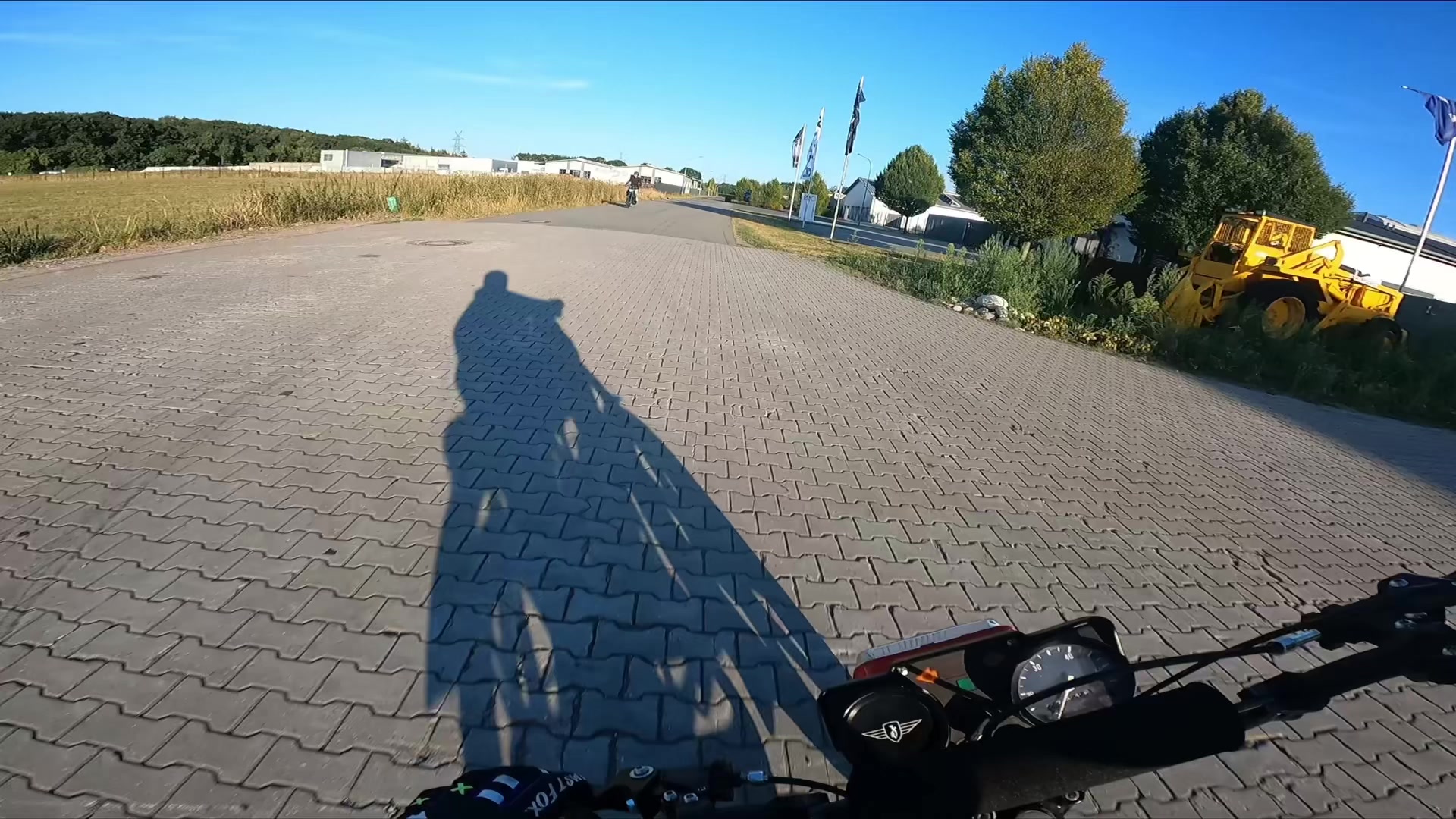 @felixmit_f