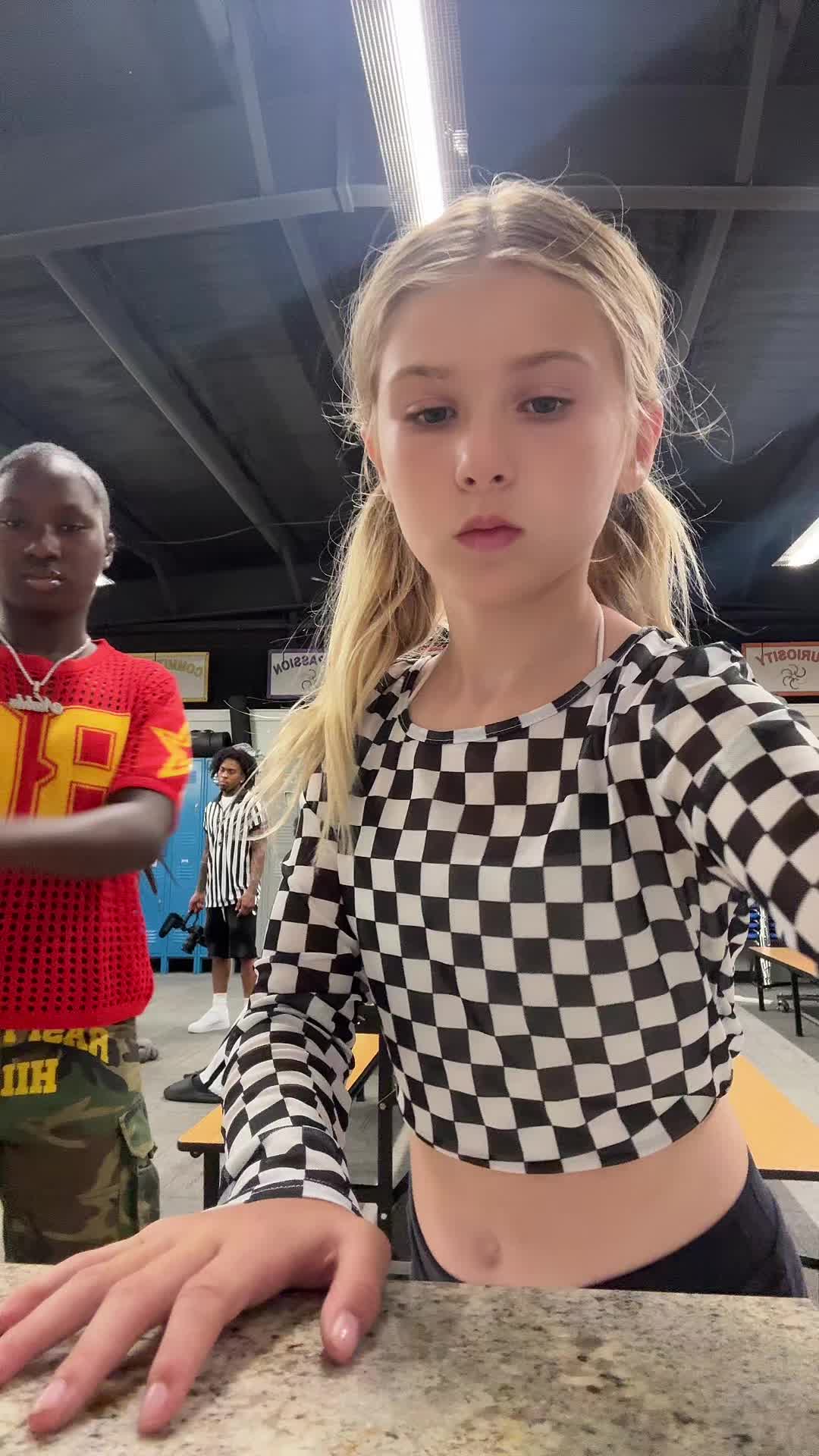@LaciLou