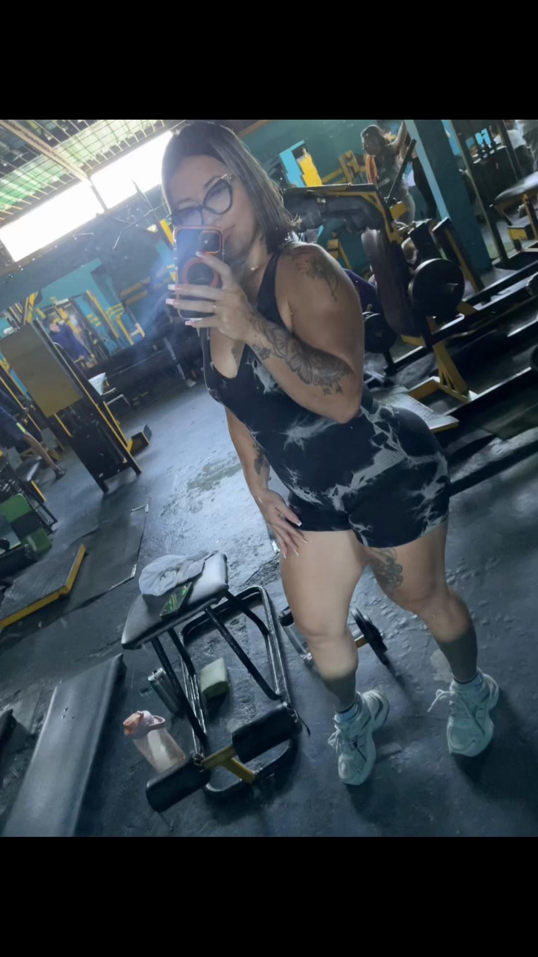 @andreina Rodr&iacute;guez🤍🖤