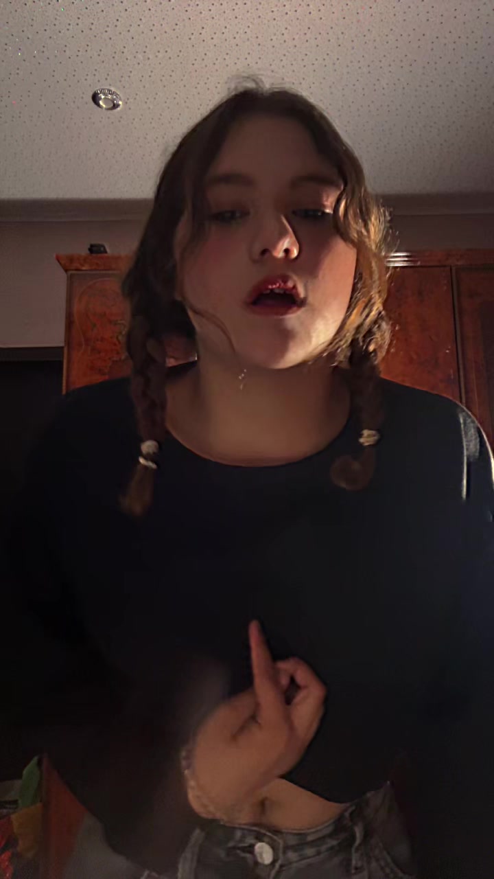 @Шига 💋🖤