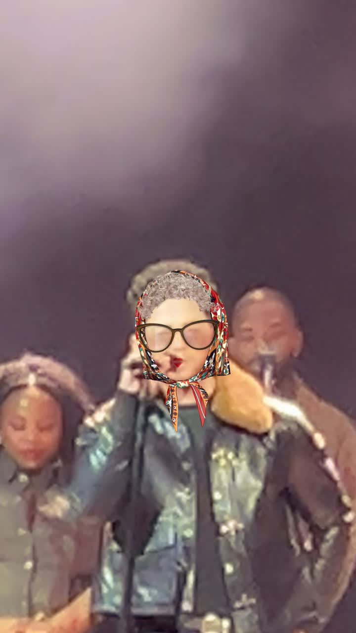 @ariana a