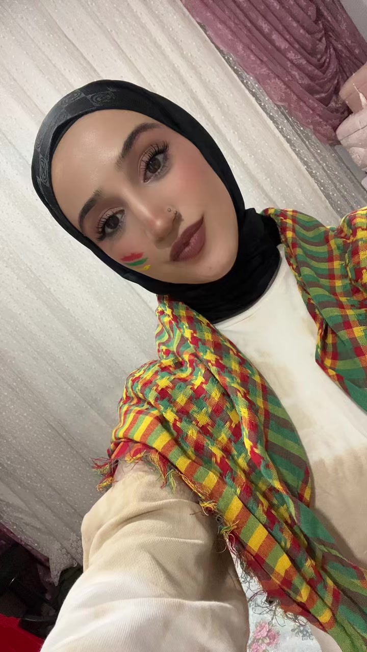@𝓗𝓮𝓵𝓲𝓷𝓷