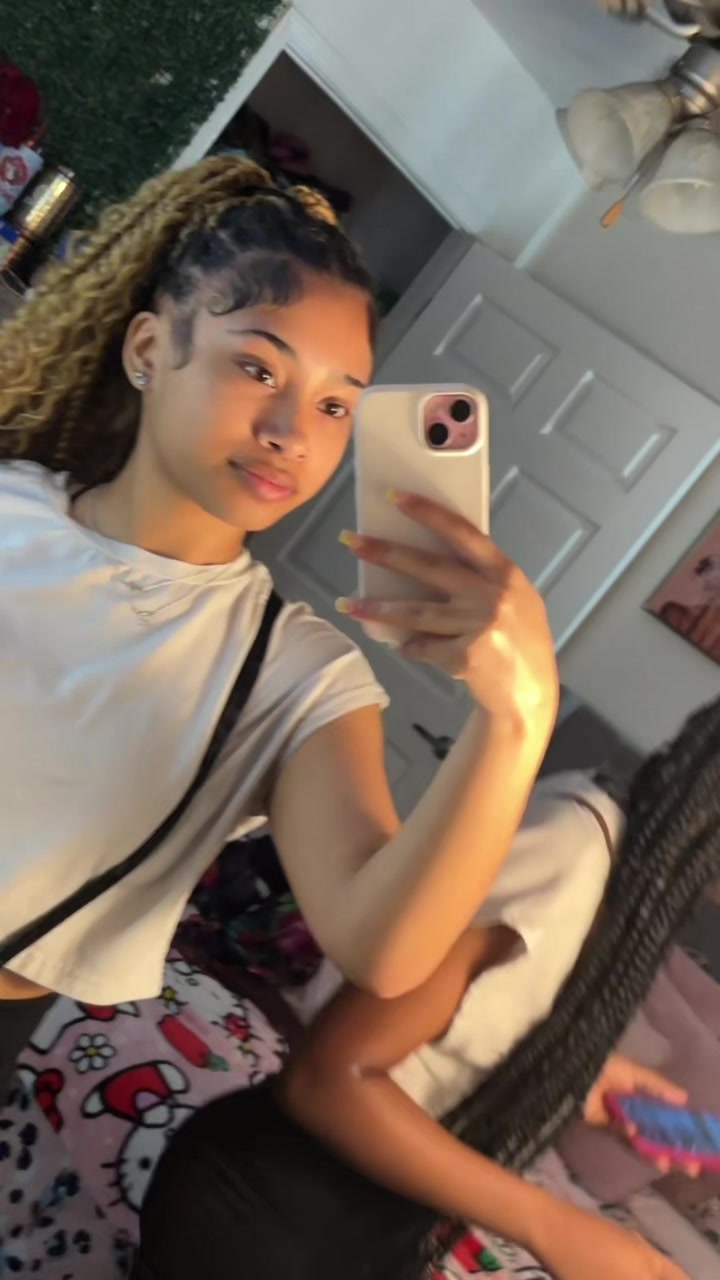 @𝗆𝖺𝖾𝖾