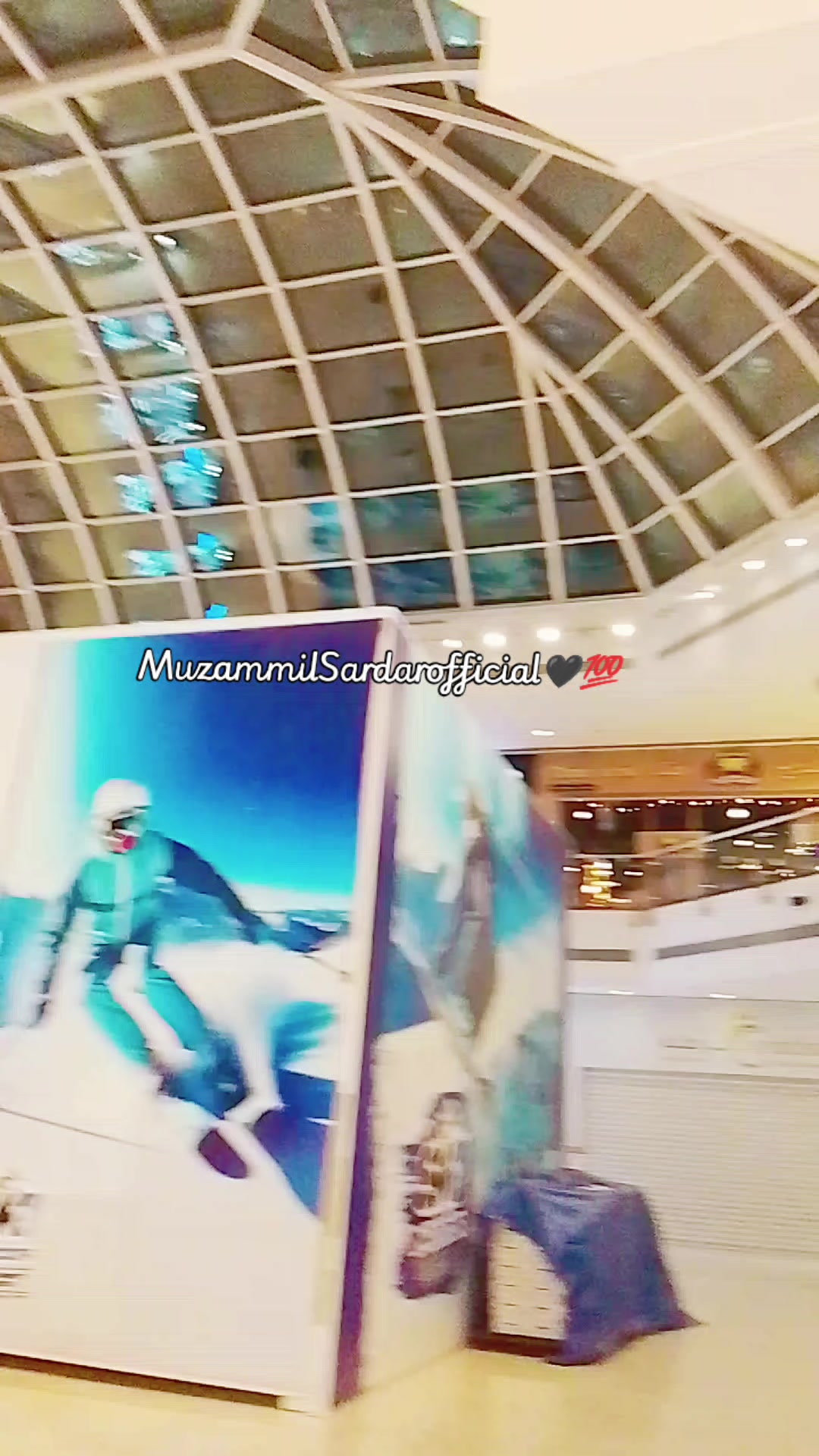 @Muzammil SarDar 🇶🇦 🇵🇰