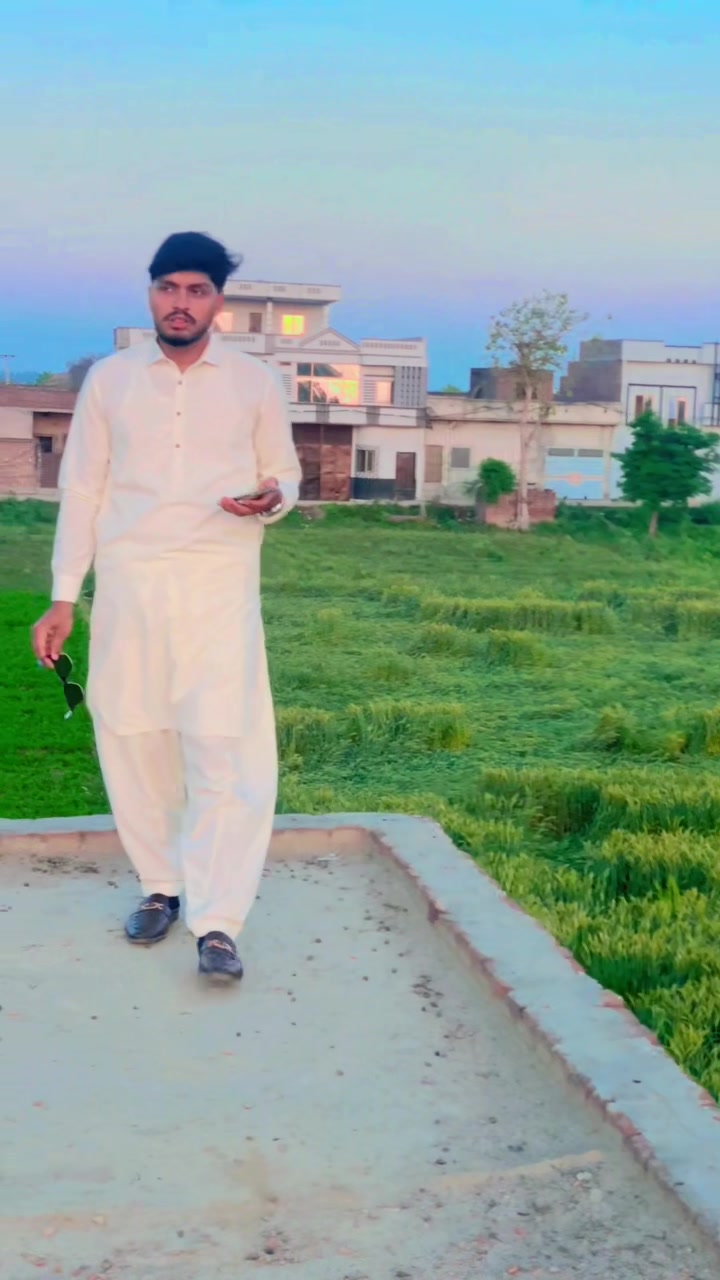 @GoNdAl 😎