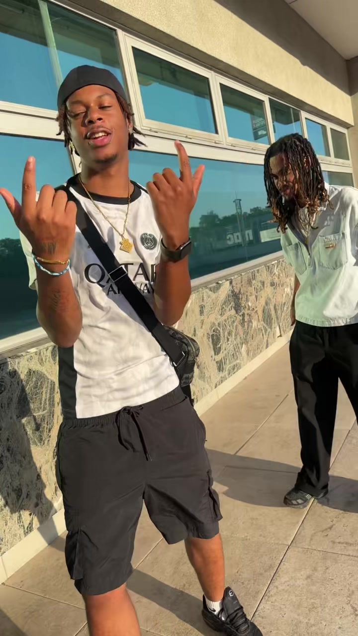 @19📟
