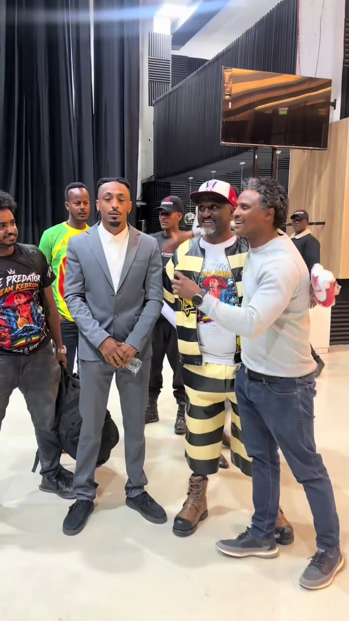 @ኢላስ
