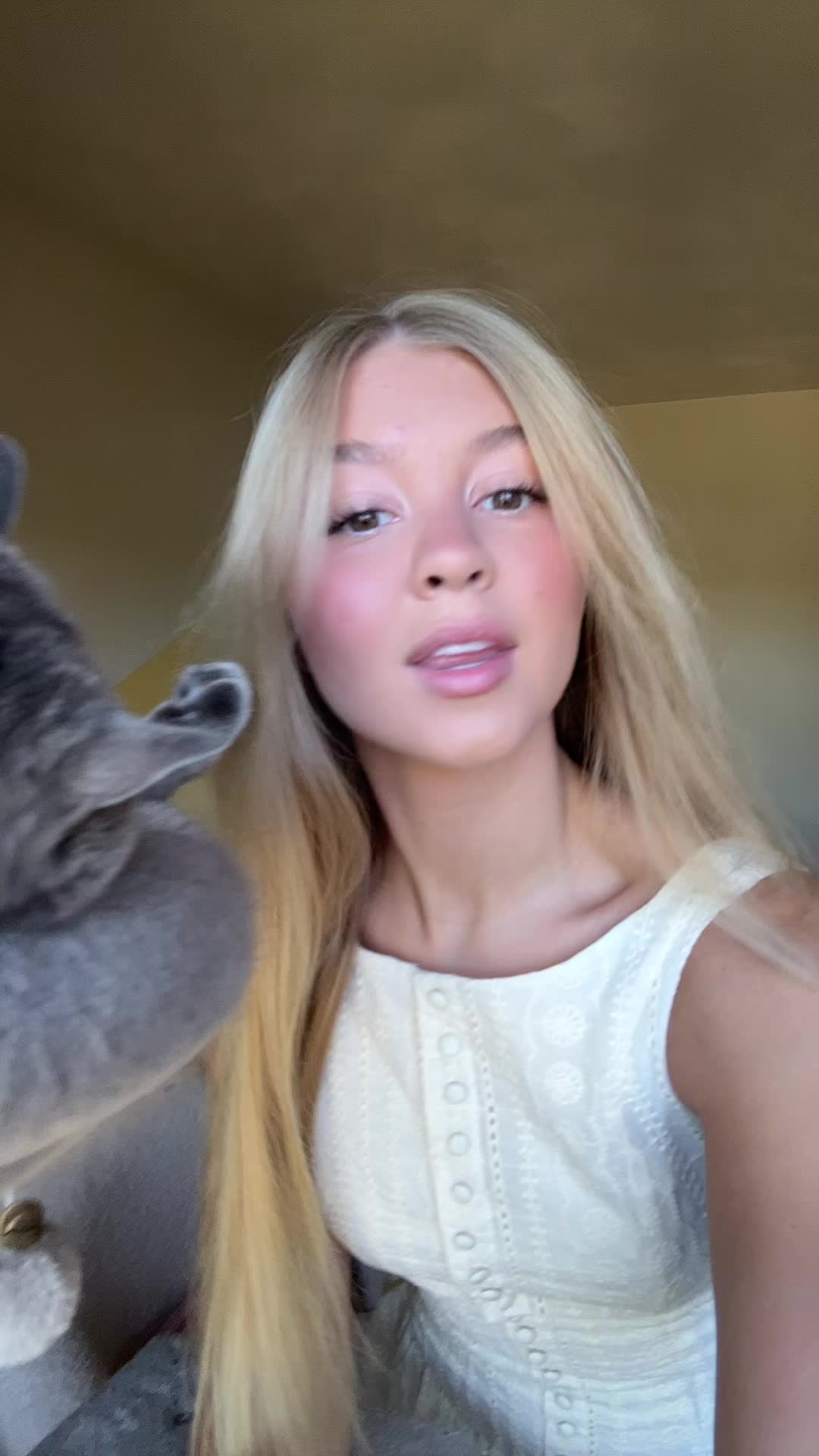 @Em