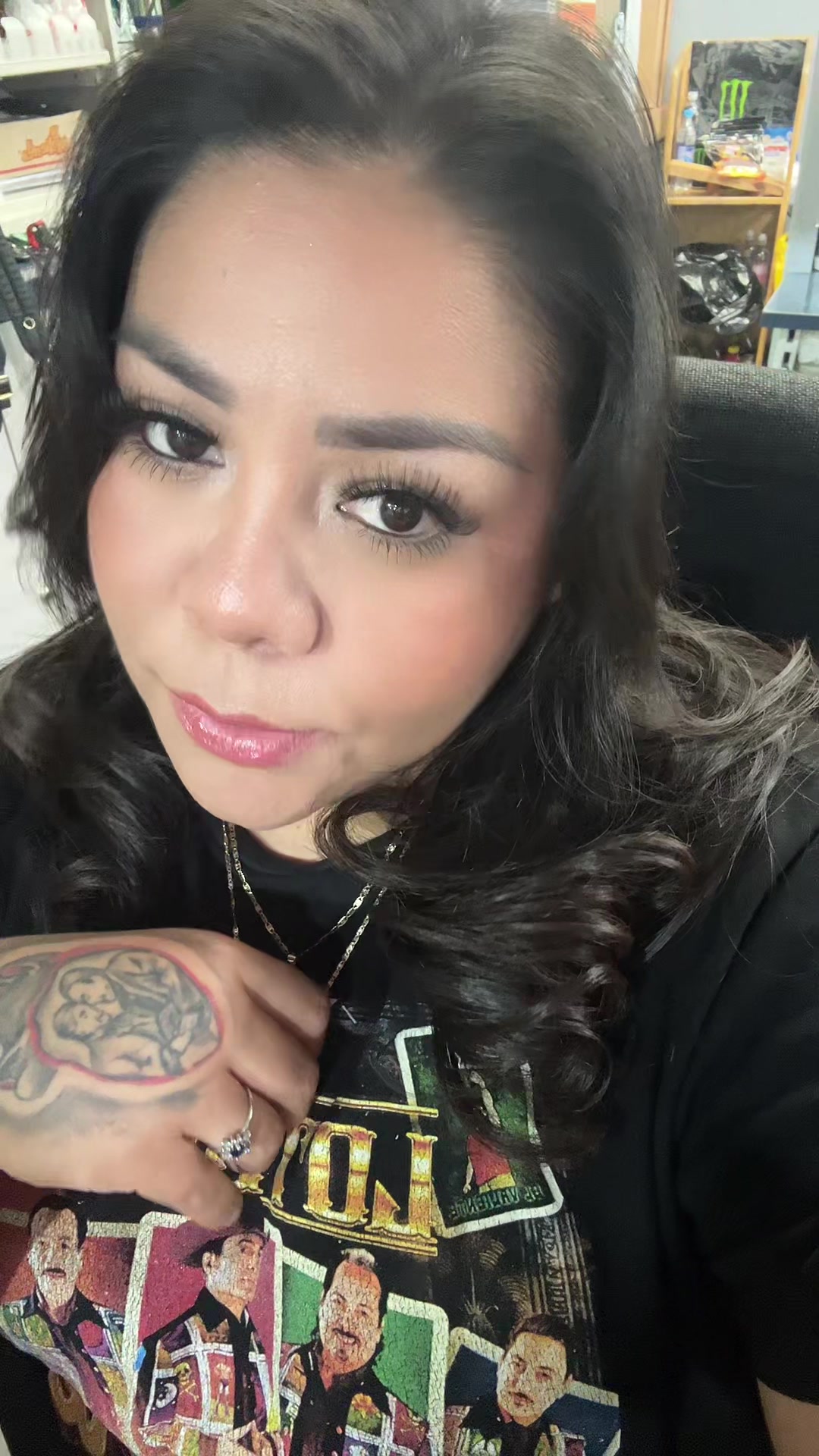 @Mora87