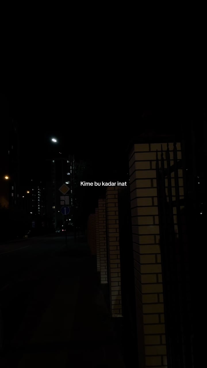 @𝓨.