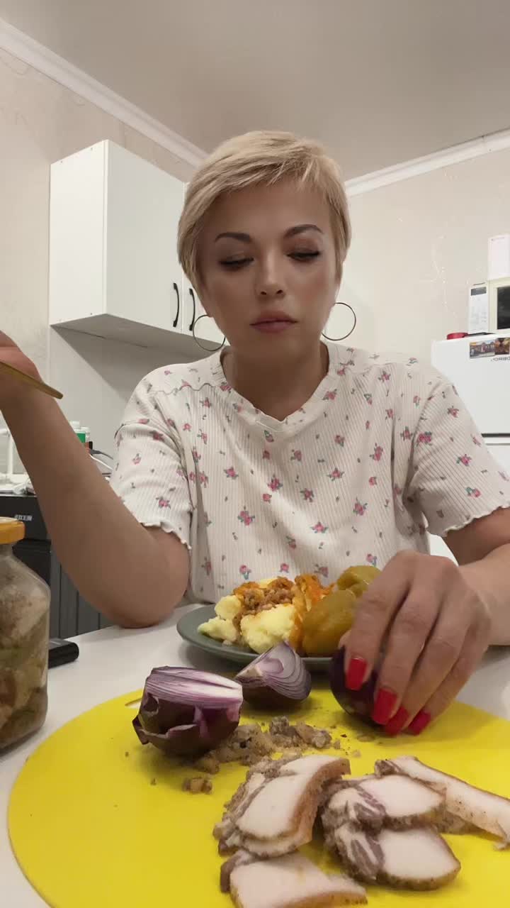 @Elya01010