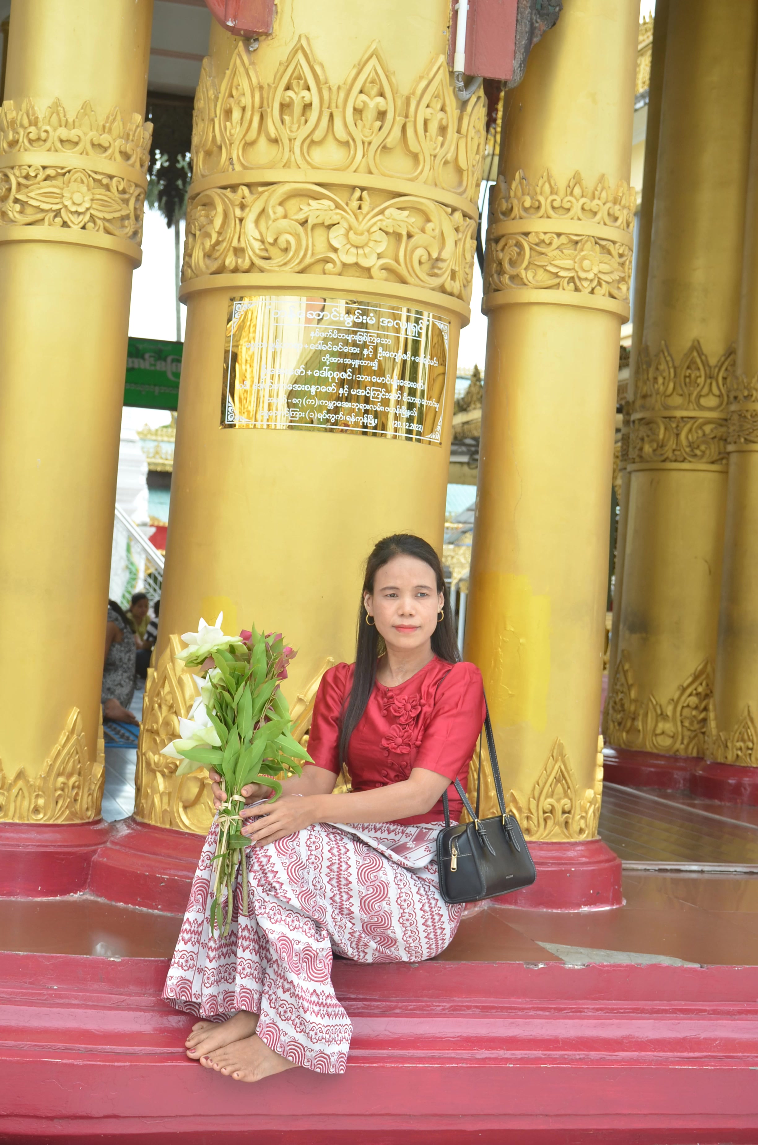 @Moe Thu Zar