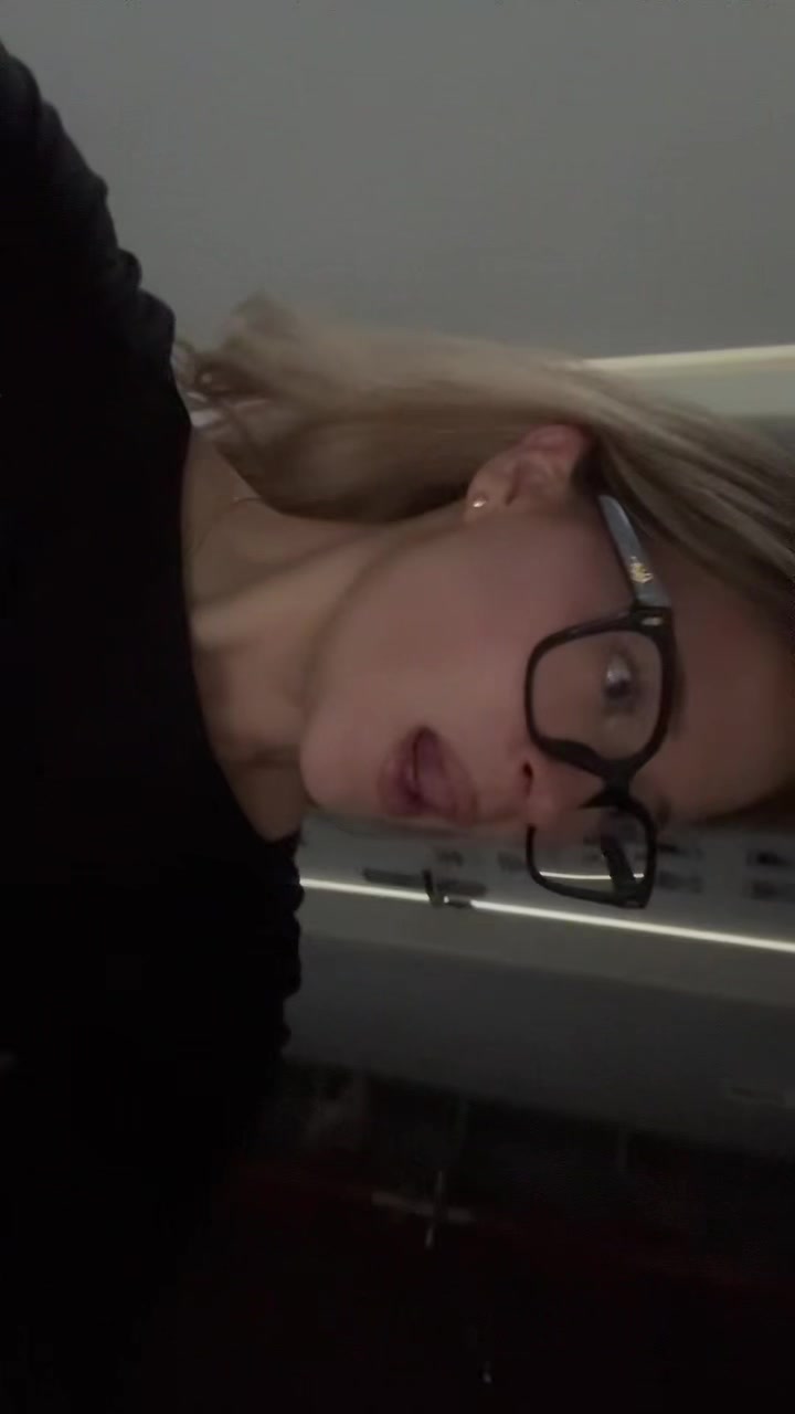 @d