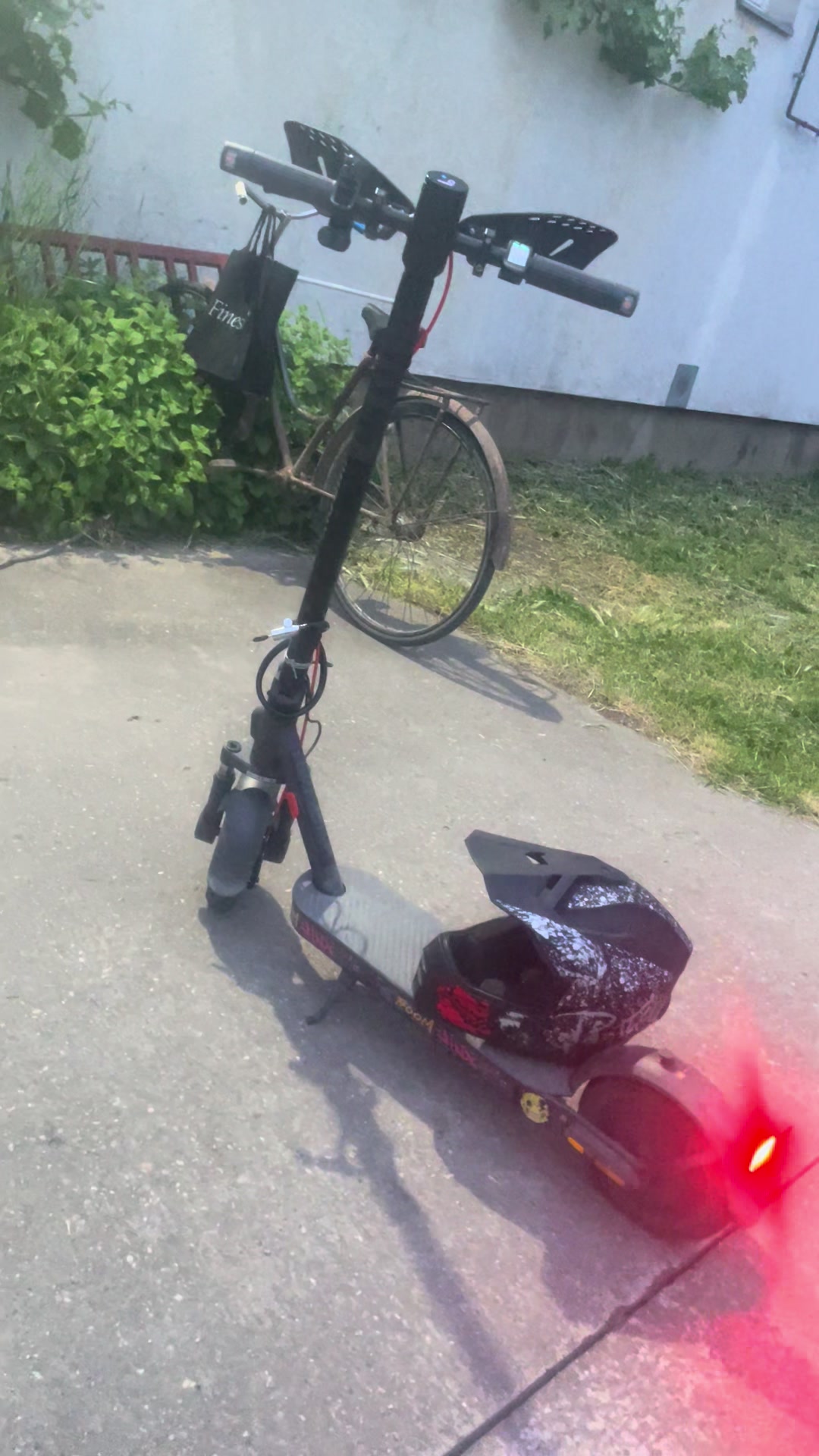 @𝖁𝖎𝖉𝖆𝖐🛵