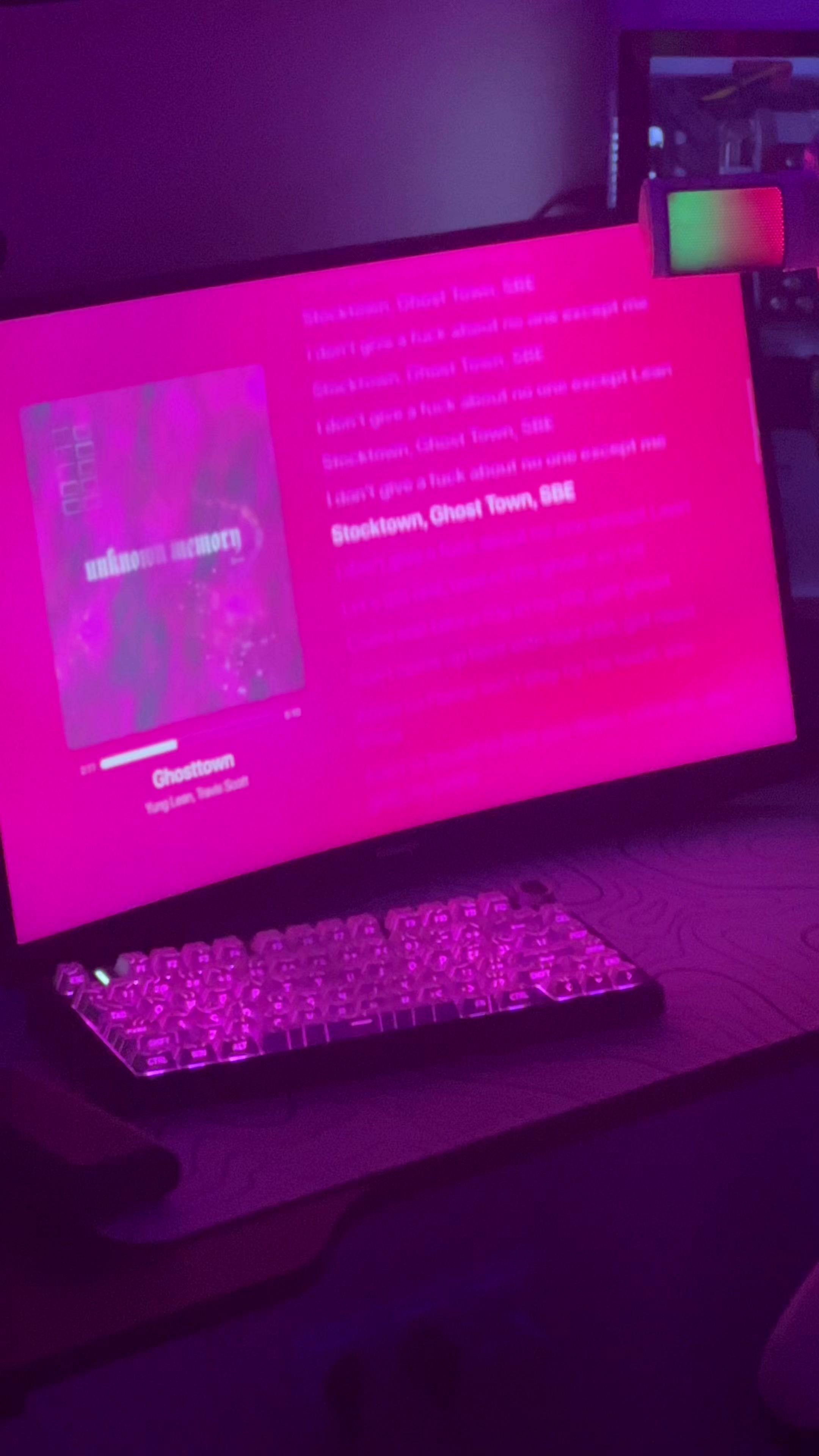 @n.