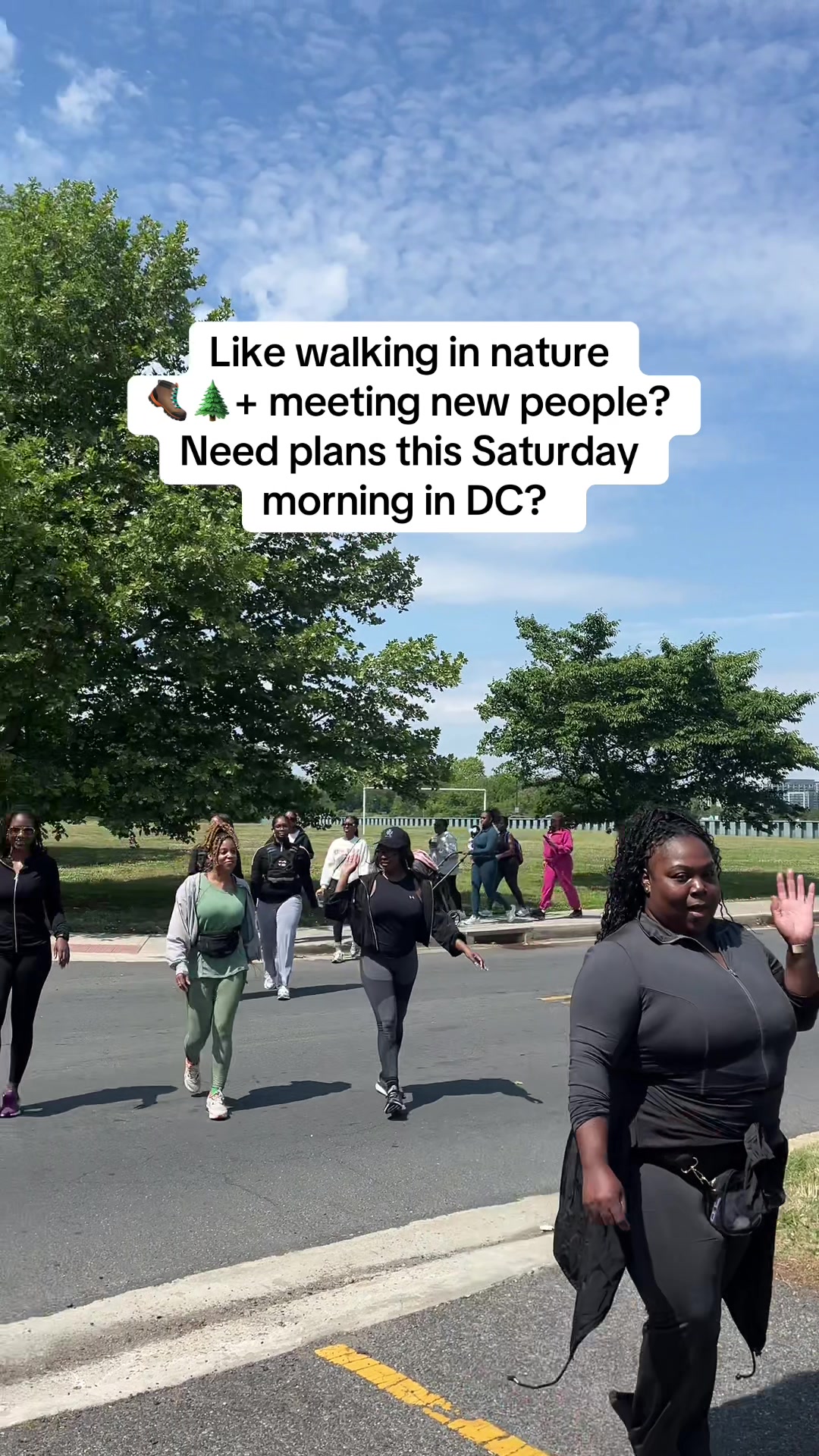 @WALKING BESTIE