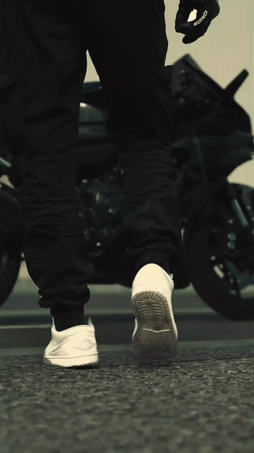 @𝐉𝐄𝐙𝐙𝐘 𝐁𝐎𝐘 ࿈