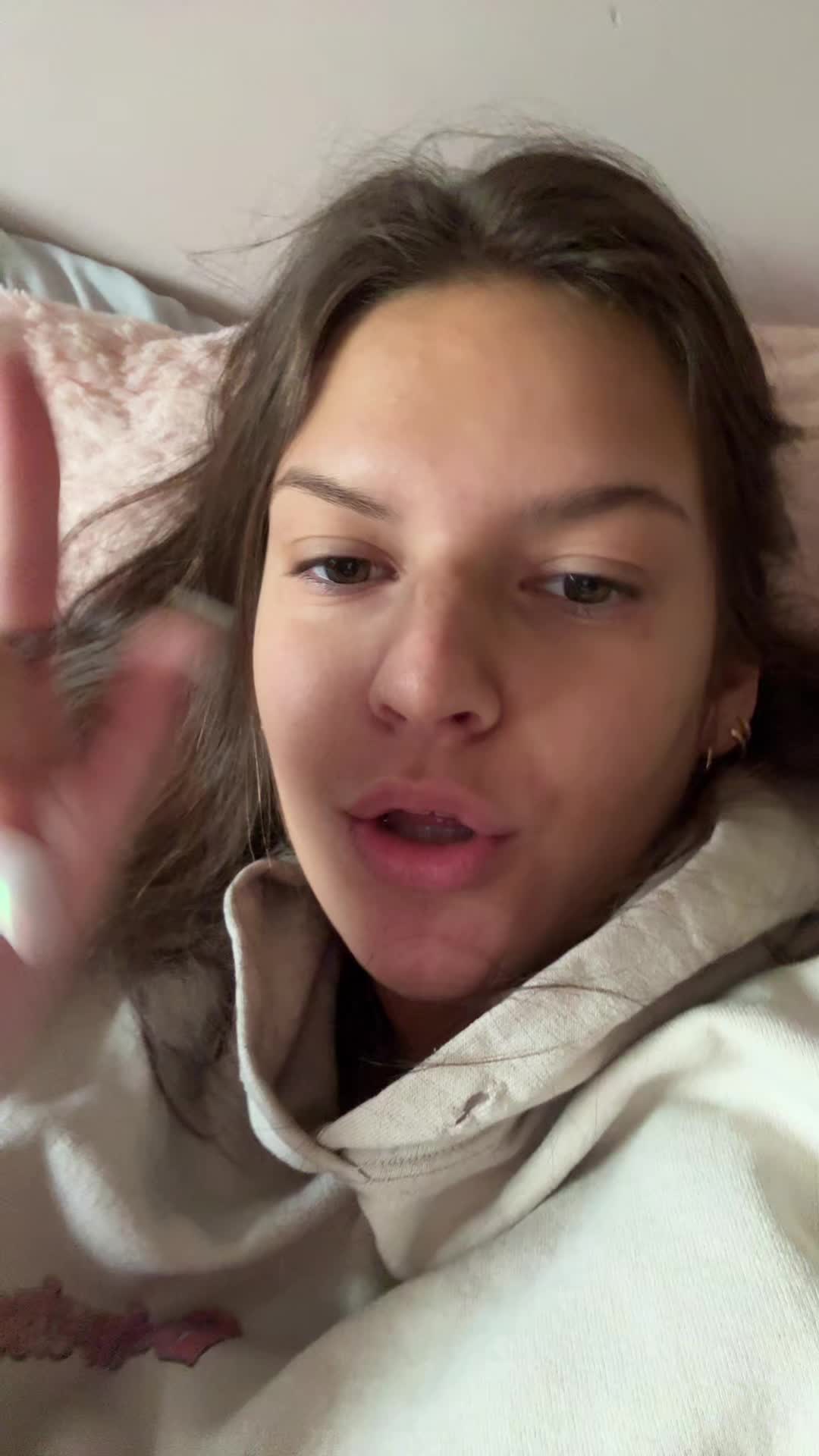 @leahjay