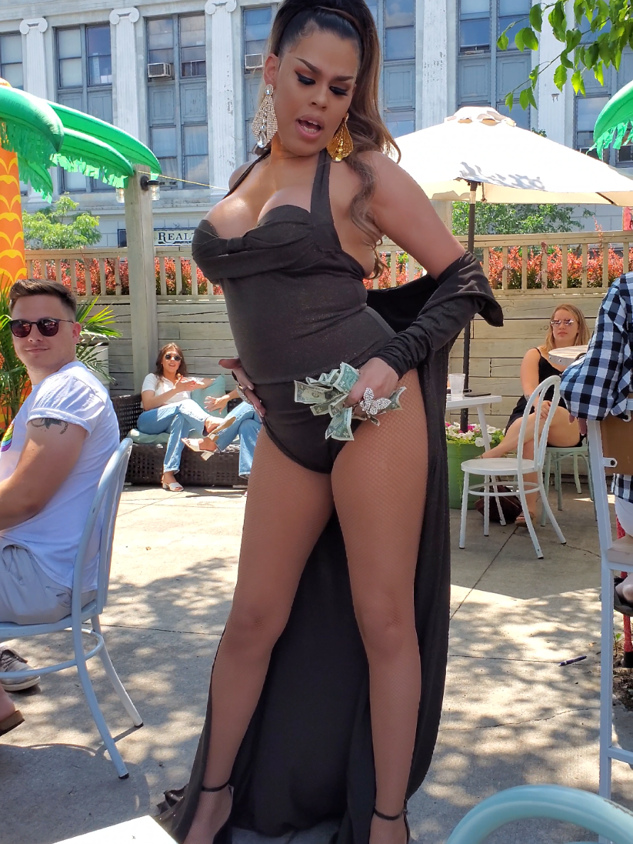 @DavidLovesDrag OK!