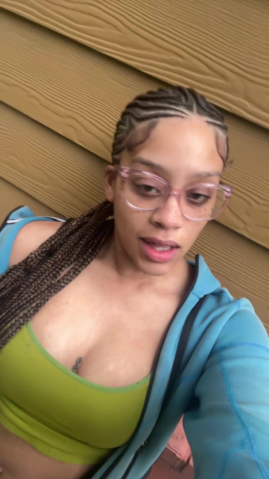 @marykatedadon