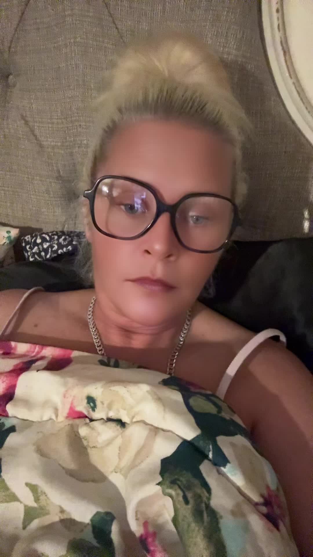 @FirsstLady
