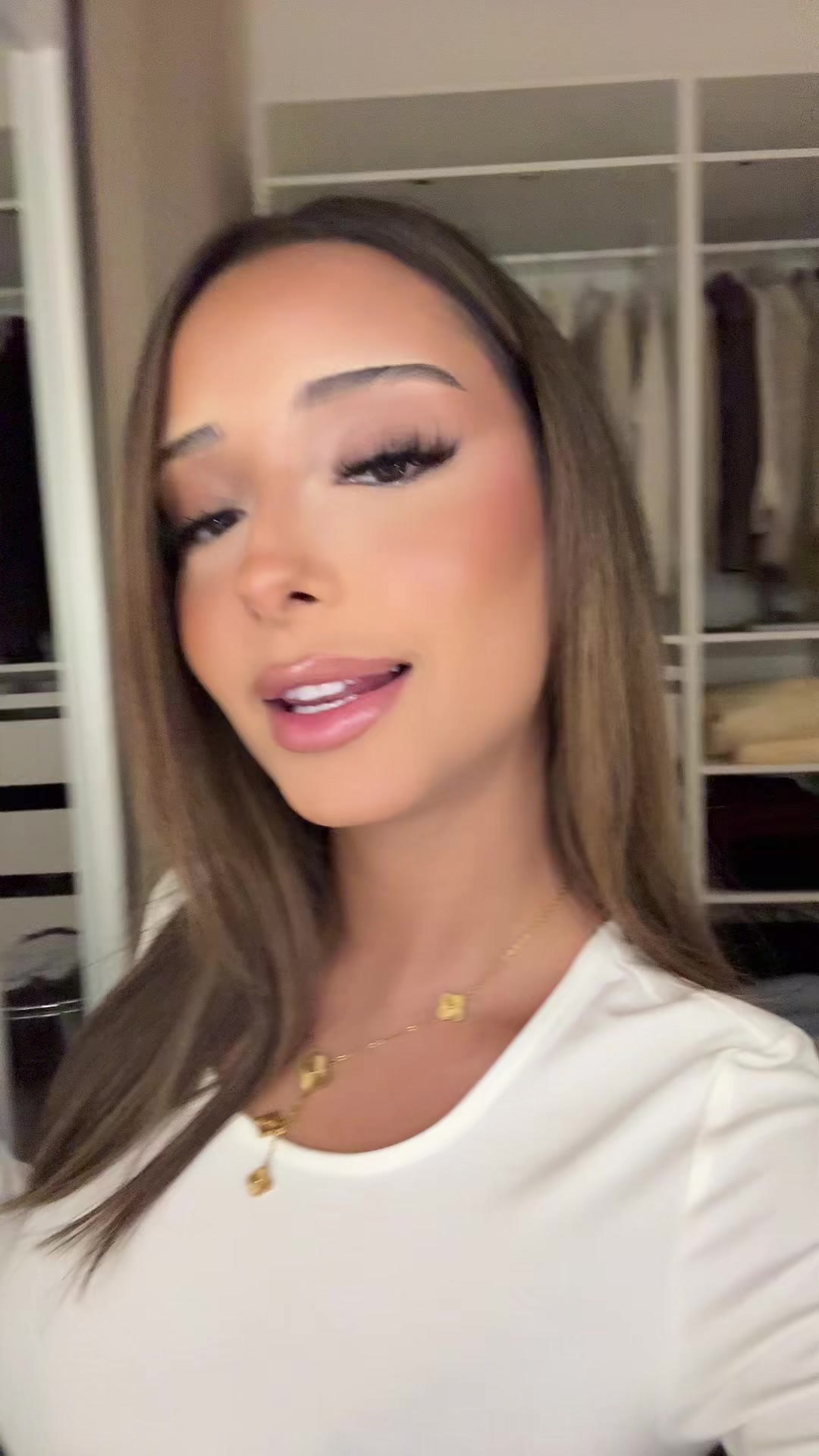 @elissa