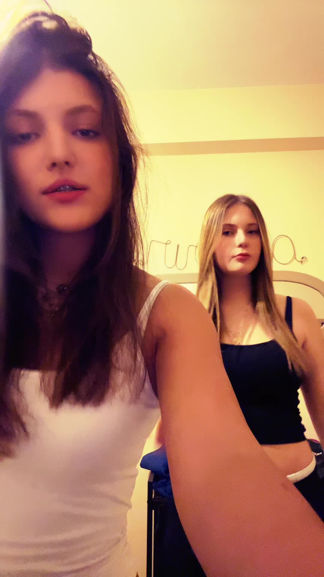 @carla🤪🍾🪩