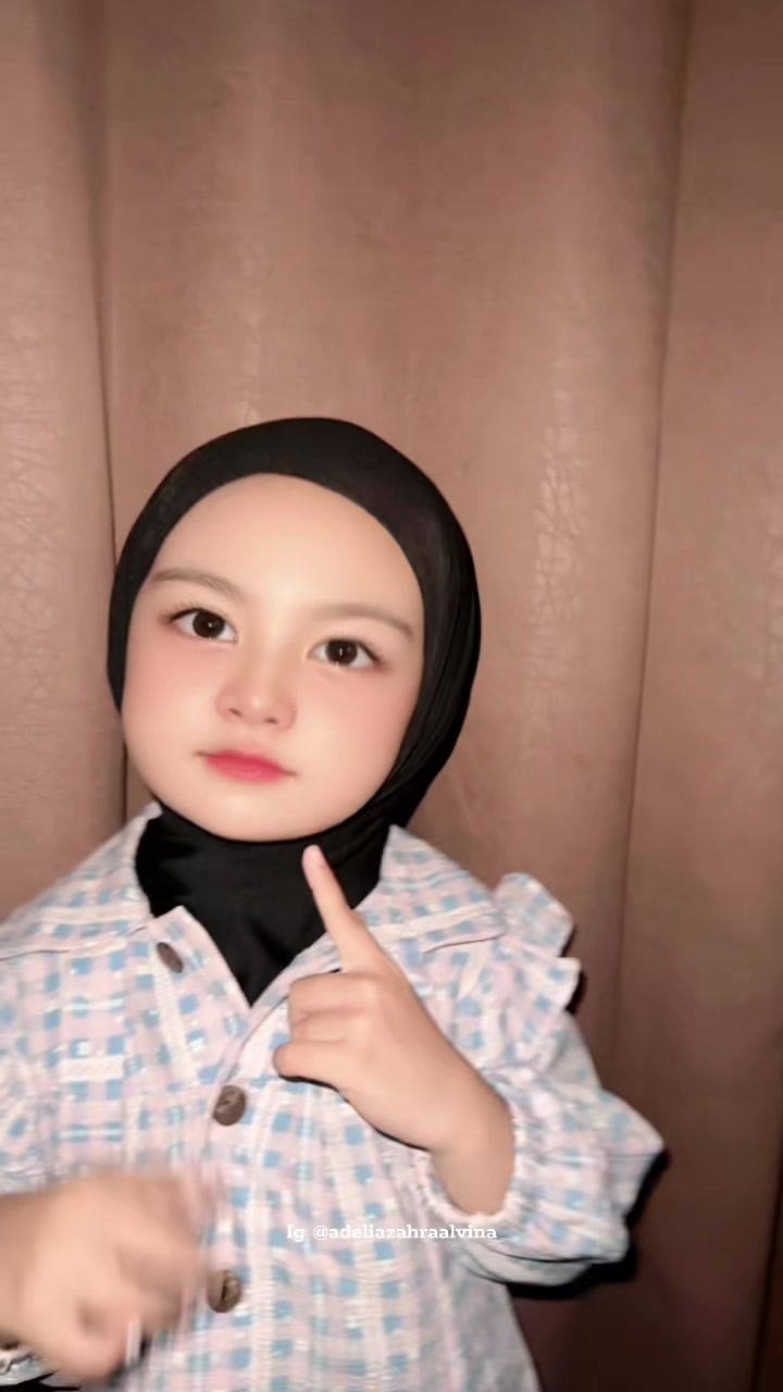 @Ig : @adeliazahraalvina