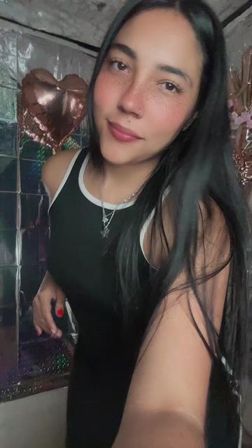 @CAMILA🌻🦋🗽