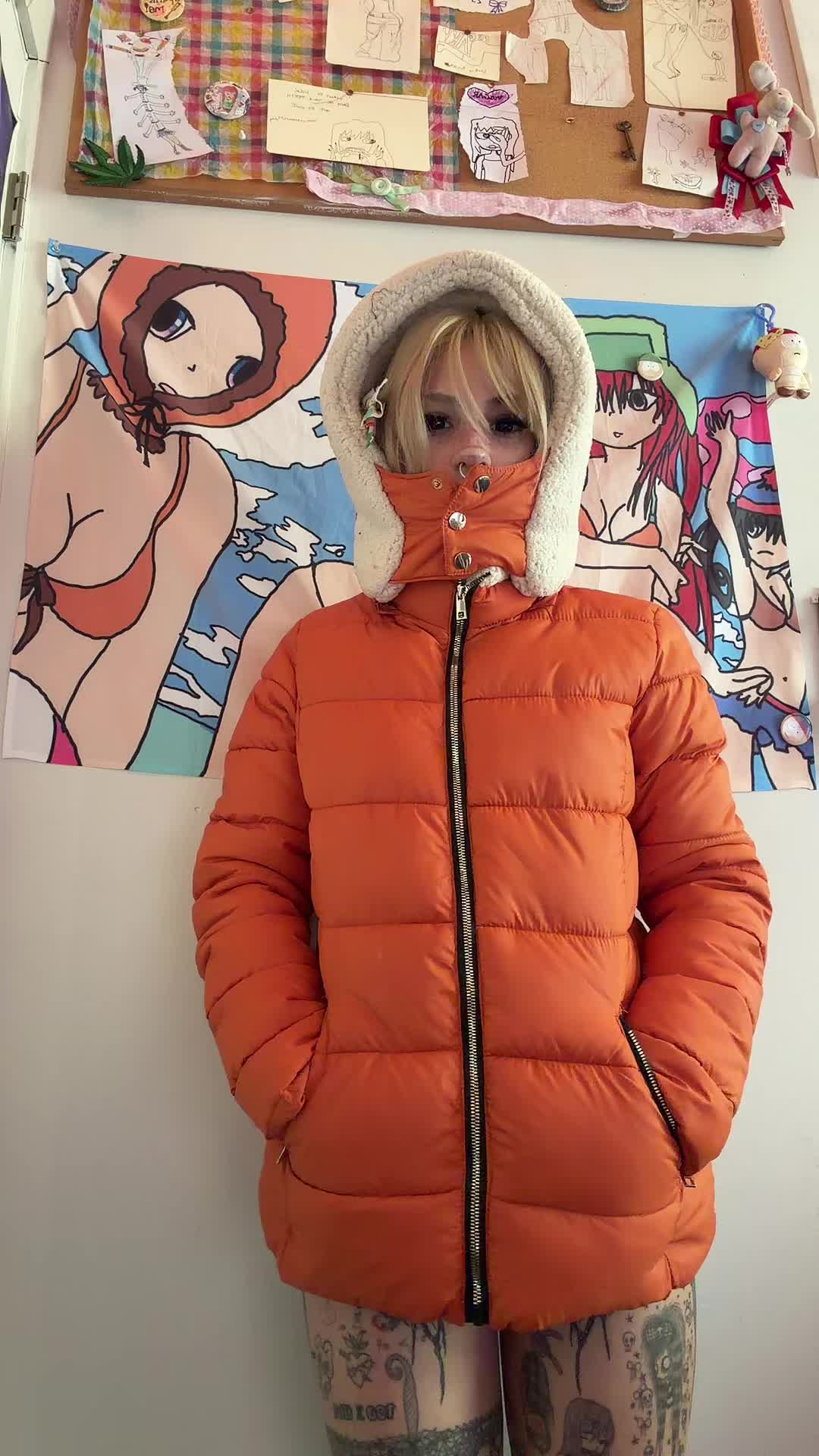 @2003kneesocks