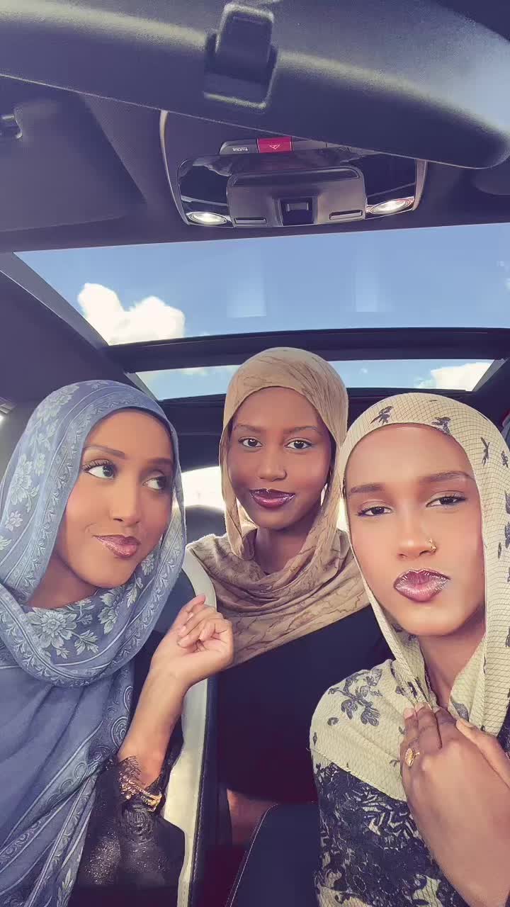 @👥👥